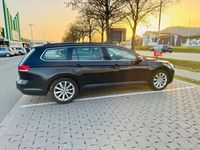 Gebraucht VW Passat Trendline 125 PS (91 kW) 2018 Schwarz Kombi
