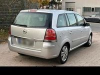 Gebraucht Opel Zafira 140 PS (102 kW) 2007 Silber Van / Kleinbus