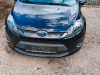 Gebraucht Ford Fiesta 97 PS (71 kW) 2012 Schwarz Kleinwagen
