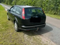 Gebraucht Ford Focus Ghia 125 PS (91 kW) 2006 Schwarz Kombi