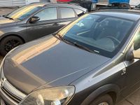 Gebraucht Opel Astra 116 PS (85 kW) 2009 Grau Kleinwagen