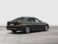 Gebraucht BMW 530e Luxury Line 184 PS (135 kW) 2023 Grau Limousine