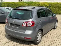Gebraucht VW Golf VI Team 105 PS (77 kW) 2010 Grau Kleinwagen