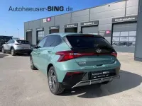Neu Hyundai i20 90 PS (66 kW) 2026 Grün Kleinwagen