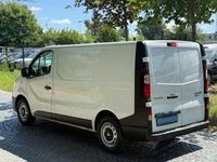 Gebraucht Renault Trafic 90 PS (66 kW) 2014 Weiß Van / Kleinbus