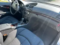 Gebraucht Mercedes E240 177 PS (130 kW) 2002 Silber Limousine