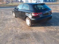 Gebraucht Audi A3 Attraction 105 PS (77 kW) 2013 Schwarz Limousine