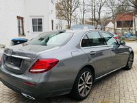 Gebraucht Mercedes E220 194 PS (142 kW) 2019 Grau Limousine