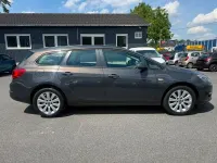 Gebraucht Opel Astra Selection 110 PS (80 kW) 2015 Grau Kombi