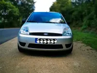 Gebraucht Ford Fiesta 69 PS (50 kW) 2004 Silber Kleinwagen