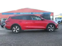Używany Ford Focus Active X 116 KM (85 kW) 2024 Czerwony Sedan/Limuzyna