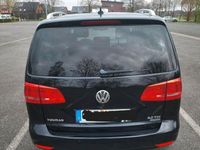 gebraucht VW Touran schwarz 2.0 TDI Diesel Life Navi 140 PS