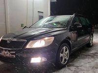Gebraucht Skoda Octavia 160 PS (117 kW) 2011 Schwarz Kombi