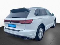 Gebraucht VW Touareg Elegance 231 PS (169 kW) 2024 Weiß SUV