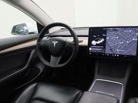 Gebraucht Tesla Model 3 Standard Range 225 kW (306 PS) 2021 Weiß Limousine