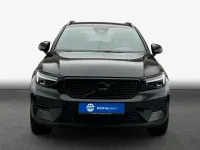 Gebraucht Volvo XC40 Plus 163 PS (119 kW) 2025 Onyx schwarzmetallic SUV