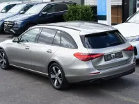 Gebraucht Mercedes 300 Avantgarde 265 PS (194 kW) 2022 Silber Limousine