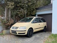 Second-hand VW Sharan 105 CP (77 kW) 2001 Andere farben Monovolum