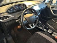 gebraucht Peugeot 2008 1.2 ALLURE*AUT.*CLIMATIC*PANO*NAVI*BT*LED*