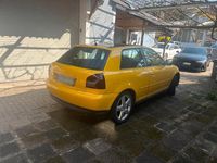 Gebraucht Audi A3 131 PS (96 kW) 2002 Gelb Kleinwagen