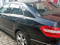 Gebraucht Mercedes E200 184 PS (135 kW) 2009 Schwarz Limousine