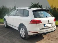 Gebraucht VW Touareg R-line 262 PS (192 kW) 2017 Weiß SUV