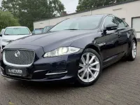 Gebraucht Jaguar XJ Portfolio 275 PS (202 kW) 2012 Blau Limousine