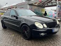 Gebraucht Mercedes E320 Avantgarde 224 PS (164 kW) 2009 Schwarz Limousine