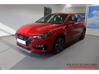 Gebraucht Hyundai i30 Trend 160 PS (117 kW) 2025 Sol (rot Limousine
