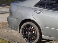 Gebraucht Lexus IS200 155 PS (114 kW) 2002 Grau Limousine