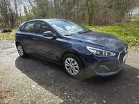 Gebraucht Hyundai i30 99 PS (72 kW) 2020 Blau Limousine