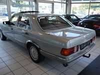 Gebraucht Mercedes 280 SE 185 PS (136 kW) 1982 Silber Limousine