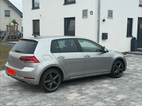 Gebraucht VW Golf VII Join 116 PS (85 kW) 2018 Silber Kleinwagen