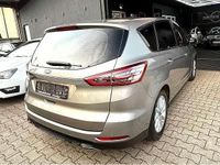Gebraucht Ford S-MAX Titanium 179 PS (131 kW) 2016 Perlsilber (metallic) Van / Kleinbus