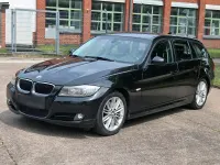 Gebraucht BMW 320 184 PS (135 kW) 2010 Schwarz Kombi