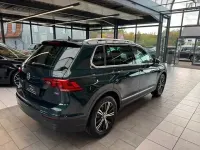 Gebraucht VW Tiguan Sound 180 PS (132 kW) 2017 Grün SUV