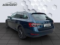 Gebraucht Skoda Superb Style 150 PS (110 kW) 2024 Blau Kombi