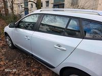 Gebraucht Renault Mégane 110 PS (80 kW) 2010 Weiß Limousine