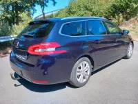 Gebraucht Peugeot 308 Allure 120 PS (88 kW) 2017 Violett Limousine