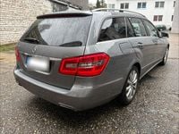 Gebraucht Mercedes E200 Avantgarde 184 PS (135 kW) 2012 Grau Kombi