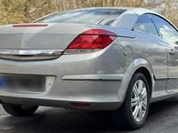 Gebraucht Opel Astra Cabriolet 140 PS (102 kW) 2008 Grau Cabrio