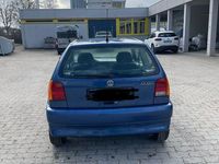 Gebraucht VW Polo Basis 60 PS (44 kW) 1997 Blau Limousine