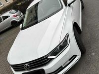 Gebraucht VW Passat 150 PS (110 kW) 2015 Weiß Kombi