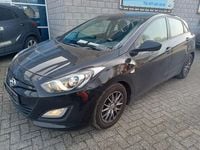Gebraucht Hyundai i30 Classic 99 PS (72 kW) 2014 Schwarz Limousine