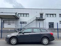 Gebraucht Opel Astra 110 PS (80 kW) 2013 Grau Kombi