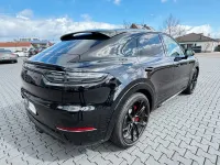 Gebraucht Porsche Cayenne Coupe GTS 460 PS (338 kW) 2023 Tiefschwarz SUV
