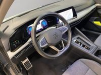 Gebraucht VW Golf VIII Move 150 PS (110 kW) 2024 Delfingrau metallic (metallic) Kombi