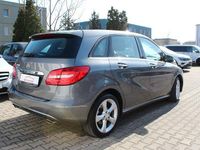 Gebraucht Mercedes B200 156 PS (114 kW) 2012 Grau Van / Kleinbus