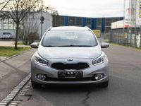 Gebraucht Kia Ceed Sportswagon Attract 99 PS (72 kW) 2014 Silber Kombi