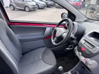 Gebraucht Toyota Aygo Cool 68 PS (50 kW) 2006 Rot Kleinwagen